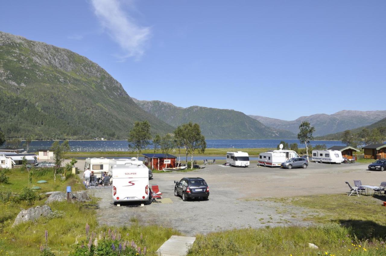 Gullesfjord Camping ภายนอก รูปภาพ